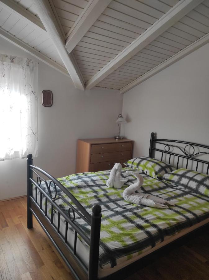 Vila Breskvar Mugeba Exterior foto